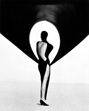 The notable works of art of the legend of photography Herb Ritts