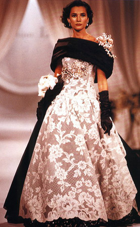 A haute couture model of Gianfranco Ferre for Christian Dior, autumn-winter 1989 - 1990