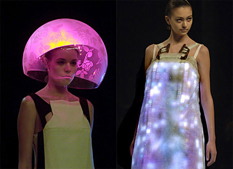 Models from high-tech collection autumn-winter 07/ 08 of Hussein Chalayan