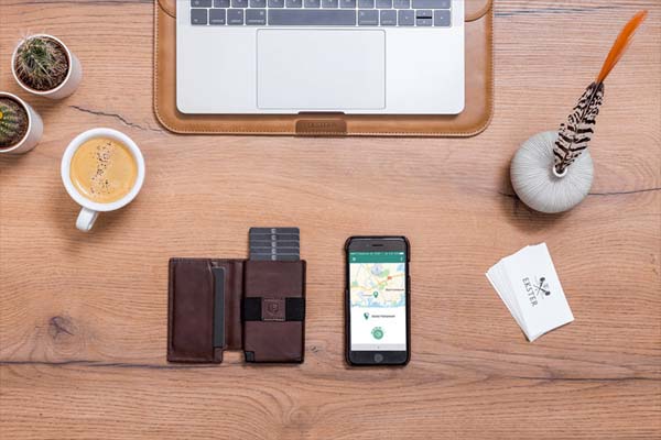 EKSTER® CREATES THE FIRST EVER SMART WALLET