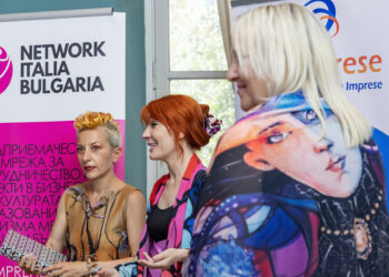 Лиляна Петрова – Лулу представи тоалети и картини в Милано