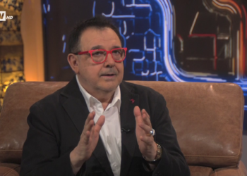 СТИЛЪТ НА ХИТЛЕР, МУСОЛИНИ И СТАЛИН: КОМЕНТАР НА ПРОФ. СТОЙКОВ ВЪВ „ВЕЧЕРНОТО ШОУ НА СЛАВИ ТРИФОНОВ“ ПО 7/8 TV