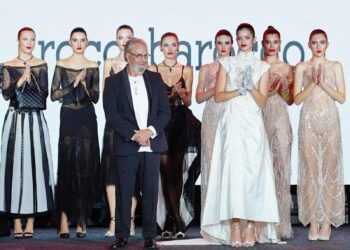 Роко Бароко показа уникален стил и класа с колекцията си висша мода в София