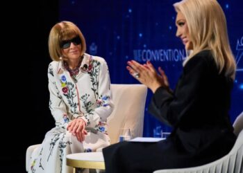 Среща на визионерите: Елена Кристиано и Анна Уинтур заедно на световен форум