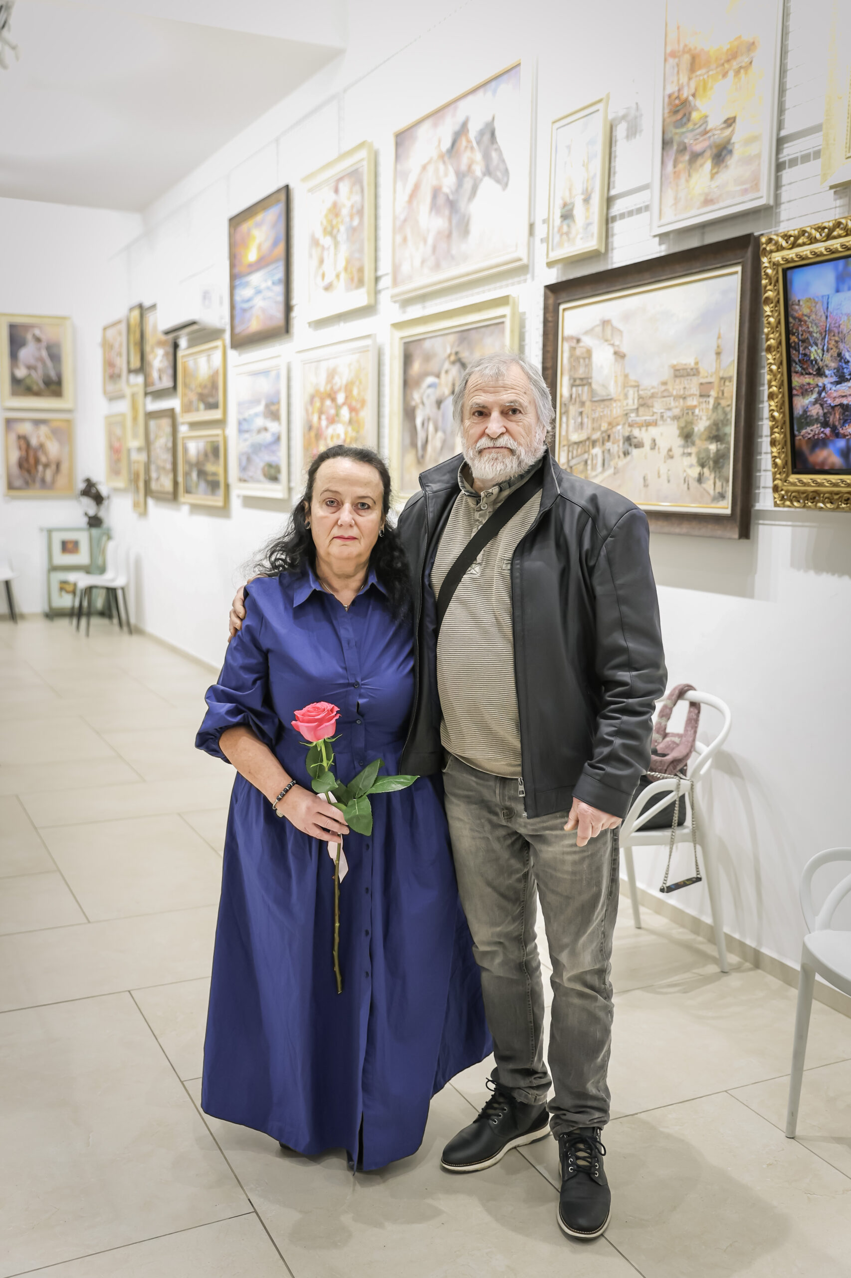 Художникът Юрий Ковачев заедно със съпругата си Антоанета Ковачева. Фото: Алма комуникация / Петър Станев