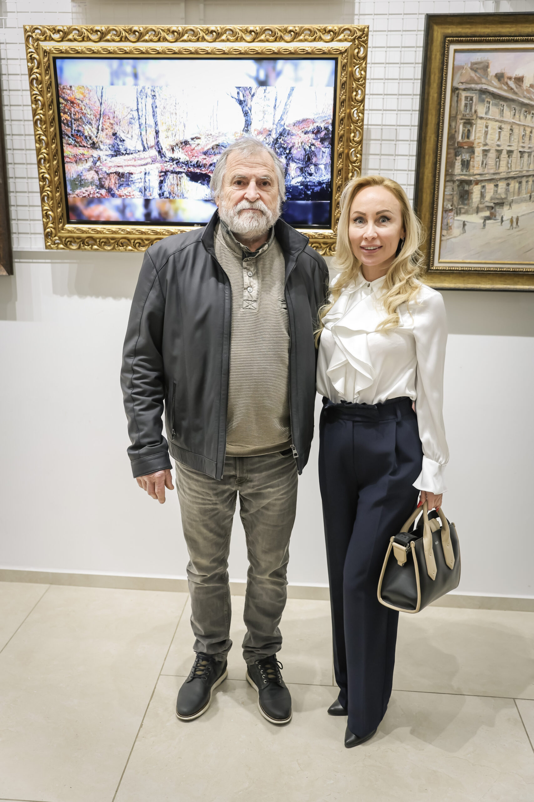 Художникът Юрий Ковачев и Росица Велкова. Фото: Алма комуникация / Петър Станев