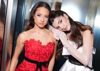 Ivette Bianchi представя нови тоалети за абитуриентите