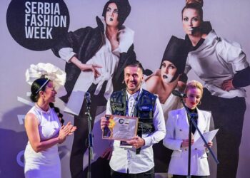 INTERNATIONAL FASHION CONNECTION СВЪРЗВА БАЛКАНИТЕ И СВЕТОВНАТА МОДА